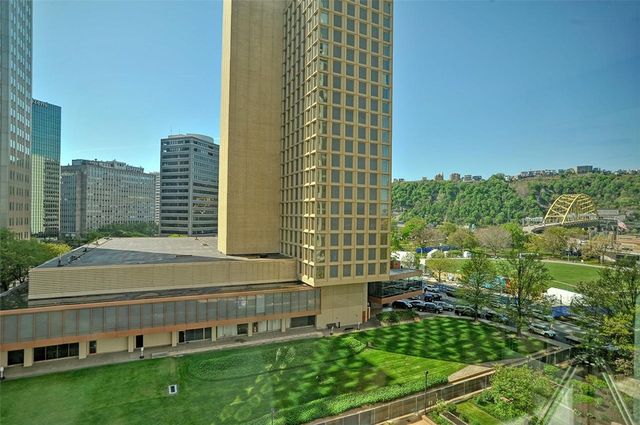 320 Fort Duquesne Blvd 7M, Downtown Pgh, PA 15222