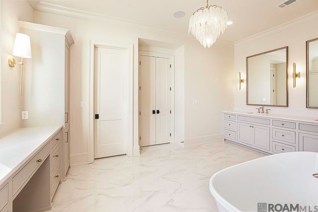 723 Adelia Ln, Baton Rouge, LA 70806