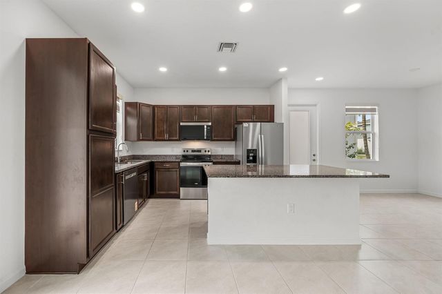4440 Longwood Lake Square, Westlake, FL 33470