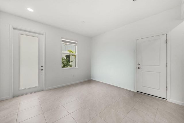 4440 Longwood Lake Square, Westlake, FL 33470
