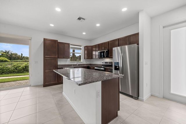 4440 Longwood Lake Square, Westlake, FL 33470