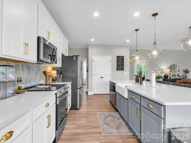 288 Maypole Court, Forest City, NC 28043