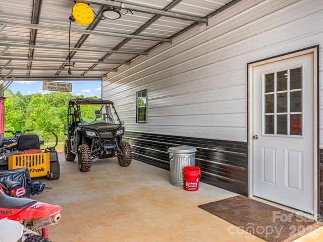 288 Maypole Court, Forest City, NC 28043