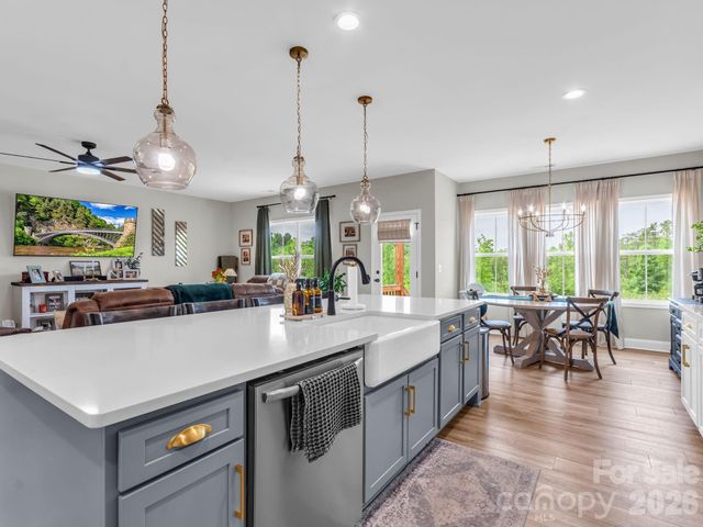 288 Maypole Court, Forest City, NC 28043