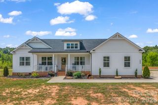 288 Maypole Court, Forest City, NC 28043