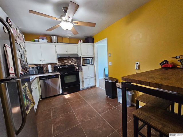 2101 Lillian Street, Bellevue, NE 68147