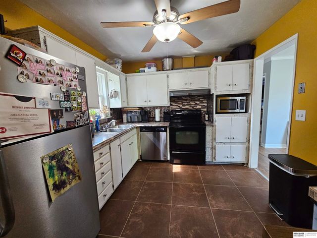 2101 Lillian Street, Bellevue, NE 68147