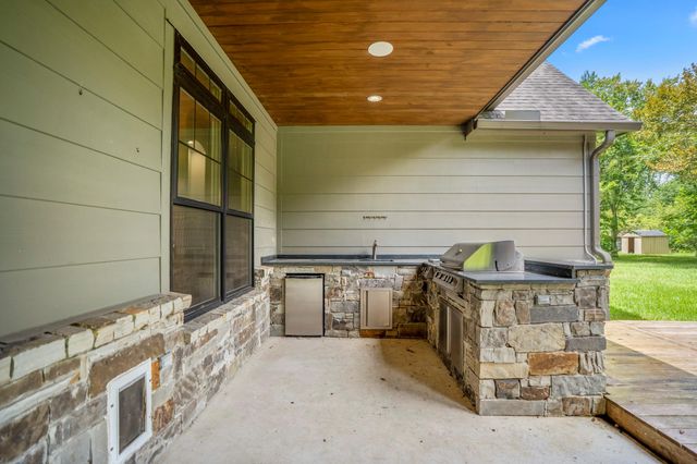 17712 Kitzman Rd Road, Cypress, TX 77429