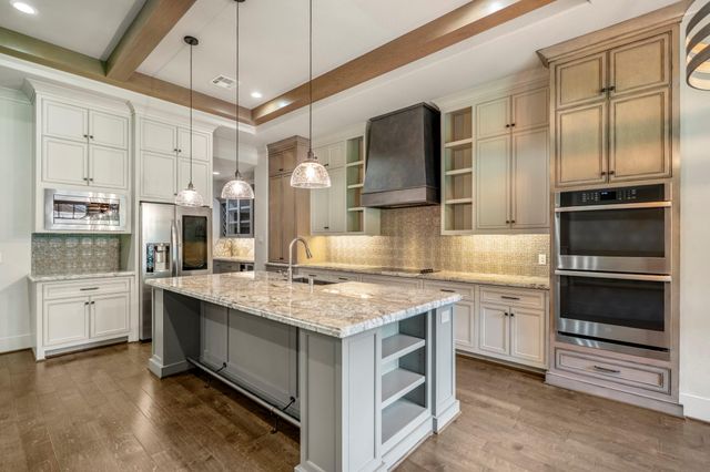 17712 Kitzman Rd Road, Cypress, TX 77429