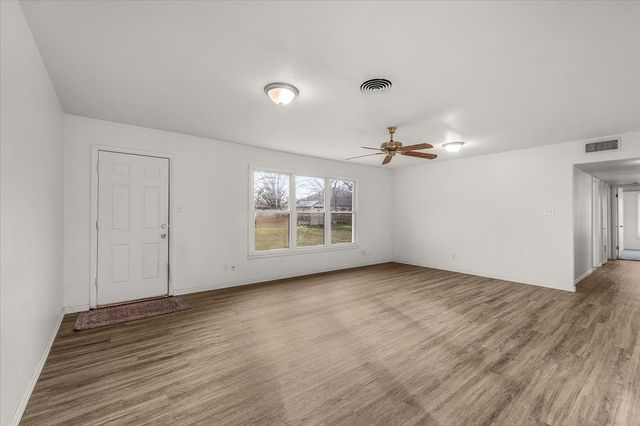 4328 Mackey Drive, North Richland Hills, TX 76180