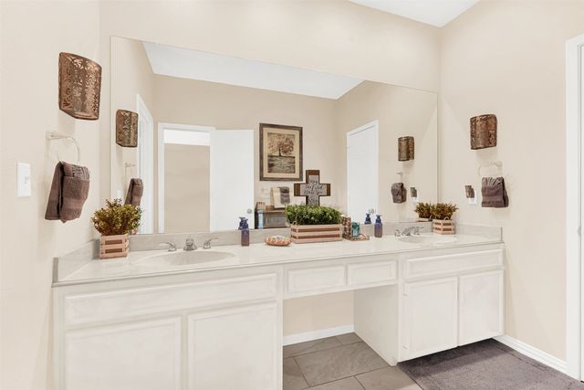 129 Greenway Bend, Pottsboro, TX 75076