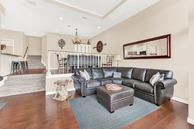 129 Greenway Bend, Pottsboro, TX 75076