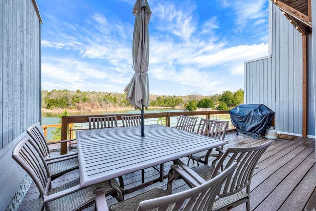 129 Greenway Bend, Pottsboro, TX 75076