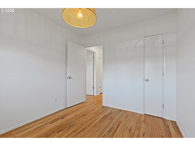 4867 Se FIELDCREST St, Milwaukie, OR 97222