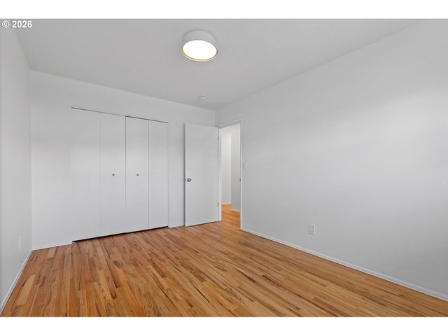 4867 Se FIELDCREST St, Milwaukie, OR 97222