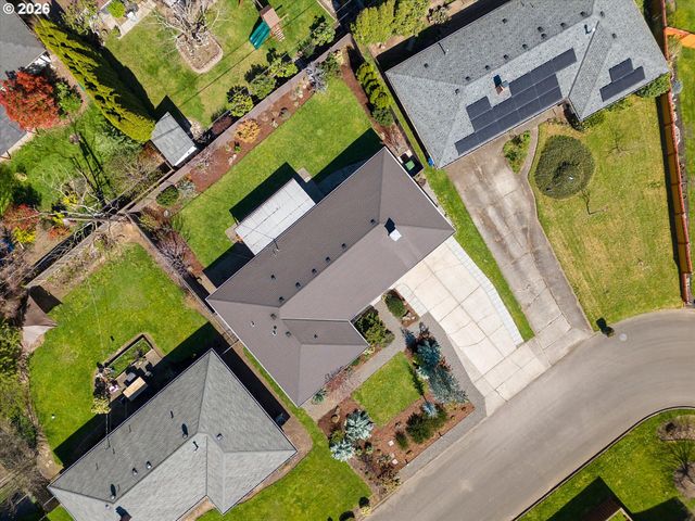 4867 Se FIELDCREST St, Milwaukie, OR 97222