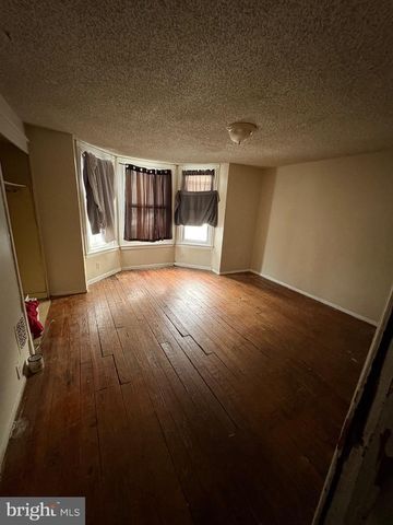 5754 LEONARD ST, Philadelphia, PA 19149