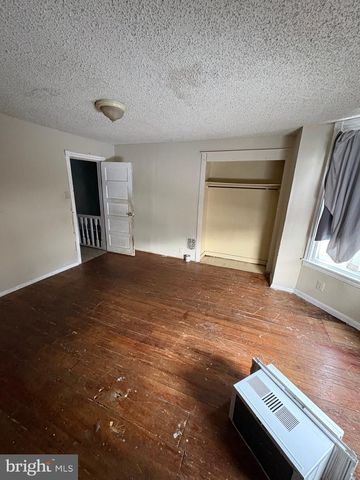 5754 LEONARD ST, Philadelphia, PA 19149