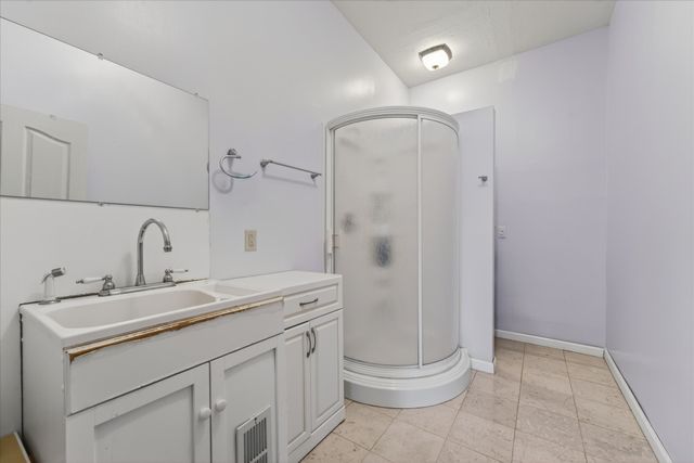 2201 Bearden Rd, Clarksville, TN 37043