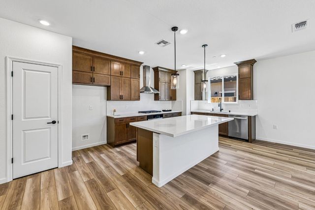 2508 Oleander Dr, Lodi, CA 95242