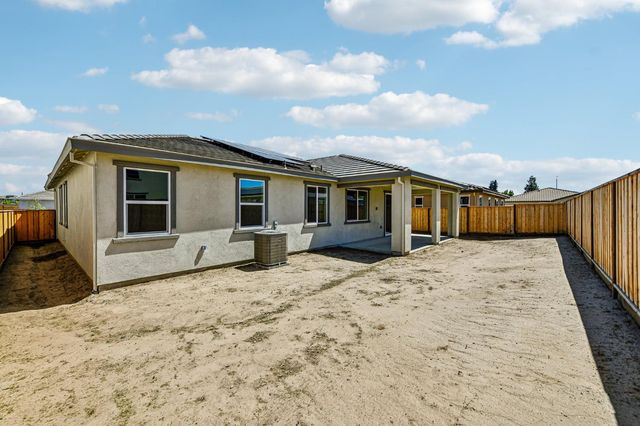 2508 Oleander Dr, Lodi, CA 95242