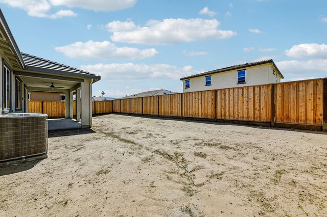 2508 Oleander Dr, Lodi, CA 95242