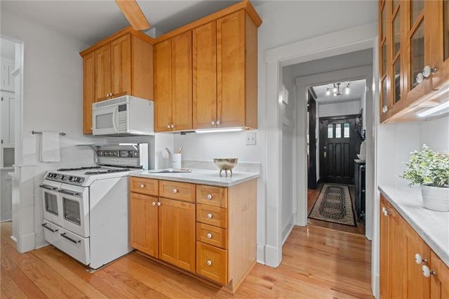 3421 Coleman Road, Kansas City, MO 64111