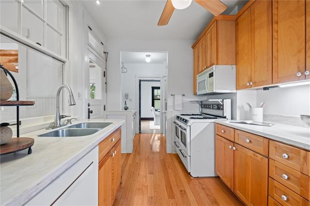 3421 Coleman Road, Kansas City, MO 64111