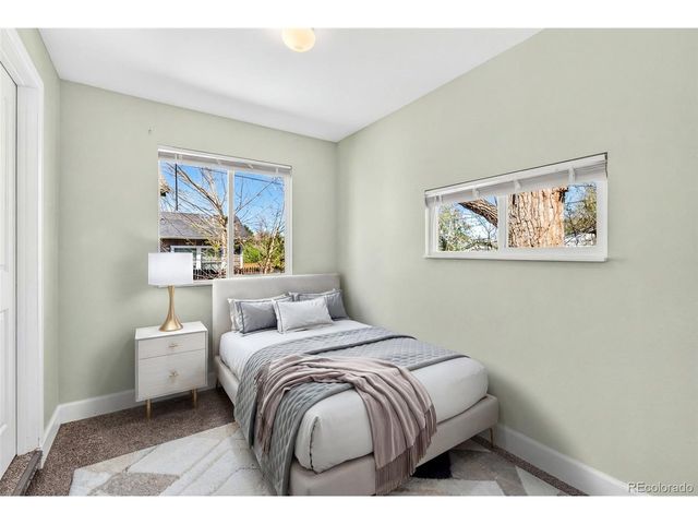 3262 S Logan St, Englewood, CO 80113