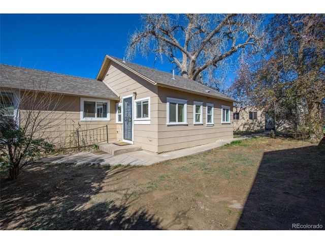 3262 S Logan St, Englewood, CO 80113