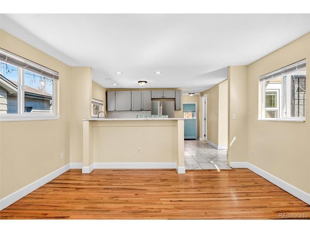 3262 S Logan St, Englewood, CO 80113