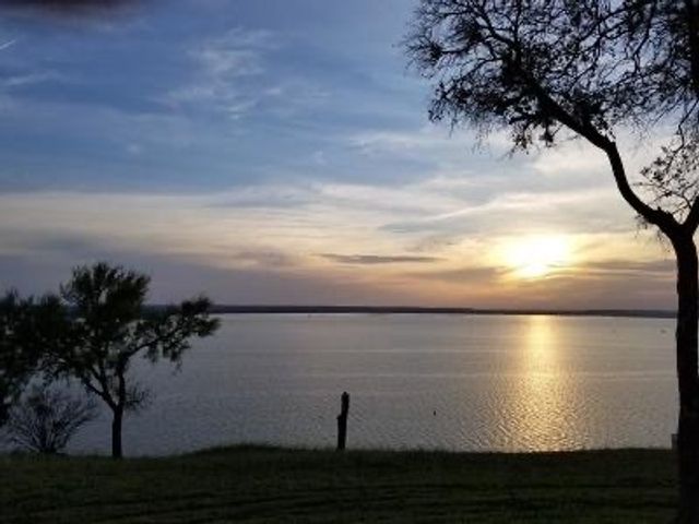 1017 White Bluff Drive, Whitney, TX 76692