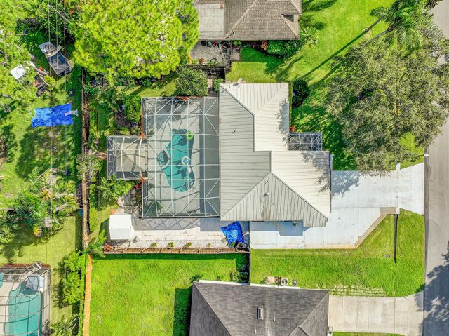 265 SE Todd Avenue, Port St Lucie, FL 34983