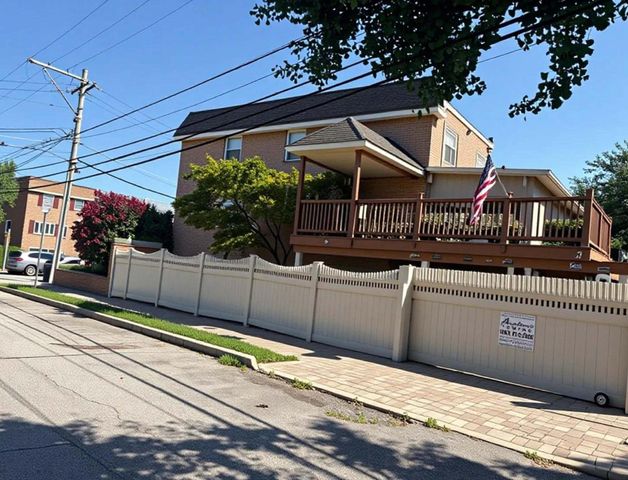 866 N MARSHALL ST, Philadelphia, PA 19123