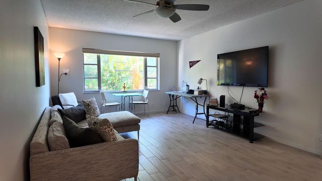 5840 NE 22nd Way 728, Fort Lauderdale, FL 33308