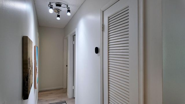 5840 NE 22nd Way 728, Fort Lauderdale, FL 33308