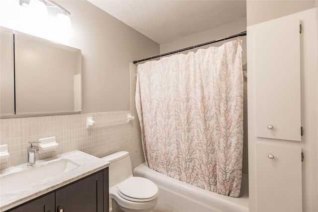 5840 NE 22nd Way 728, Fort Lauderdale, FL 33308