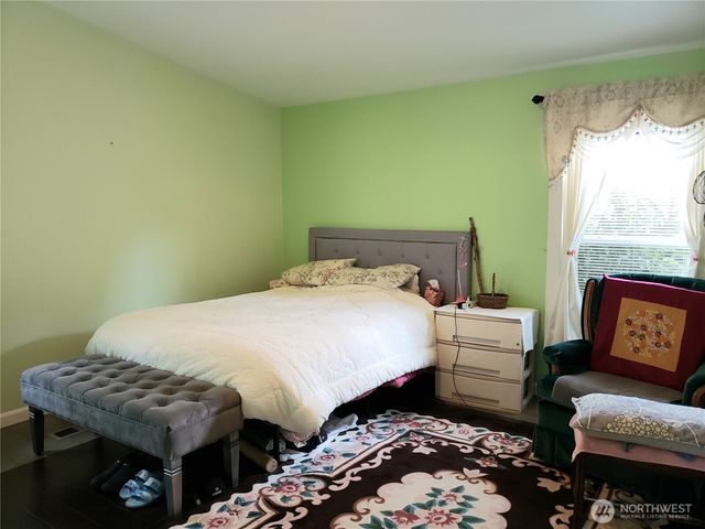 10409 137th Street E #9, Puyallup, WA 98374