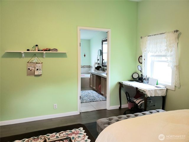 10409 137th Street E #9, Puyallup, WA 98374