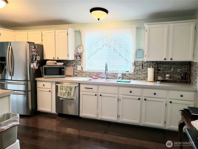 10409 137th Street E #9, Puyallup, WA 98374