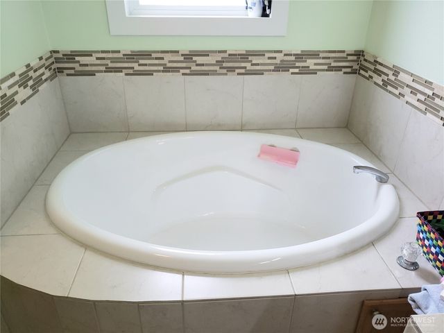10409 137th Street E #9, Puyallup, WA 98374