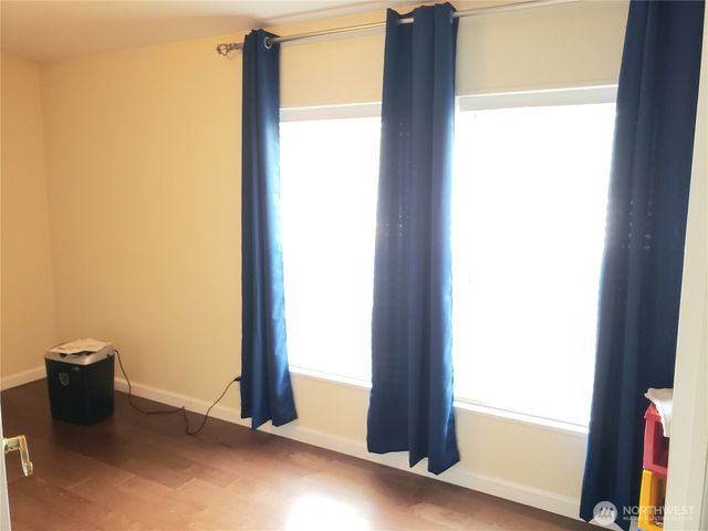 10409 137th Street E #9, Puyallup, WA 98374