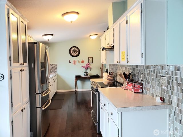 10409 137th Street E #9, Puyallup, WA 98374