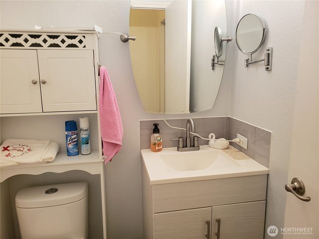 10409 137th Street E #9, Puyallup, WA 98374