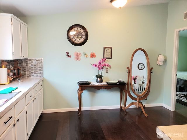 10409 137th Street E #9, Puyallup, WA 98374
