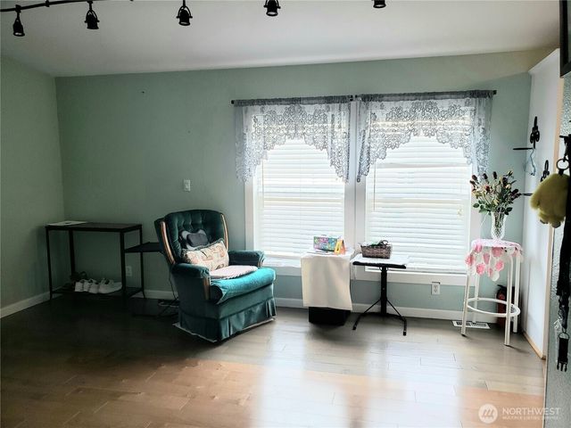 10409 137th Street E #9, Puyallup, WA 98374