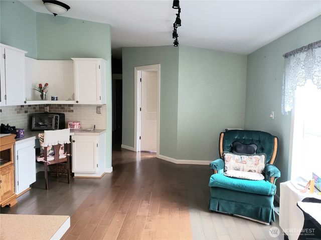 10409 137th Street E #9, Puyallup, WA 98374