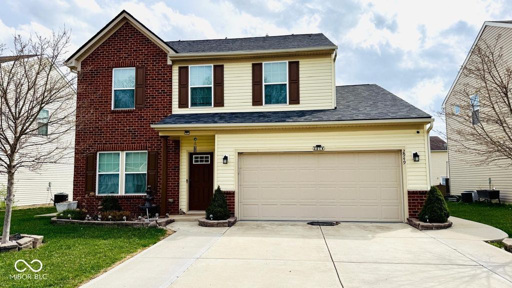 2949 Welcome Way, Greenwood, IN 46143