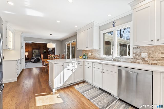 5 Autumn Ridge Road, New Fairfield, CT 06812