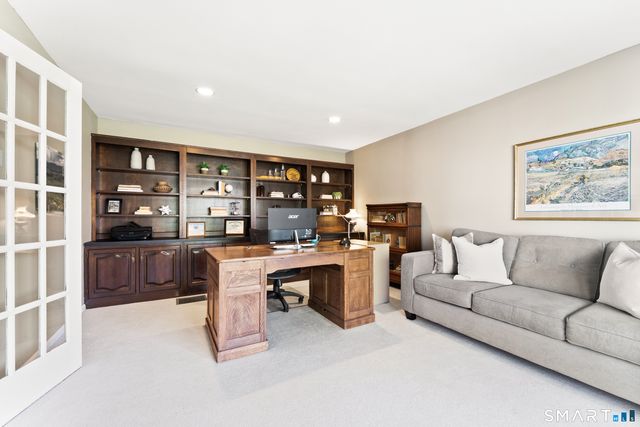 5 Autumn Ridge Road, New Fairfield, CT 06812